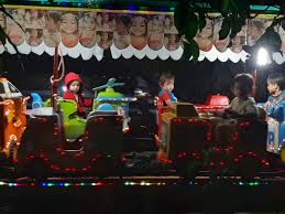 Silabus kelas 1 sd semester 2 tema 6 lingkungan bersih sehat dan. Uniknya Pasar Malam Di Daerah Karang Tengah Berita Daerah