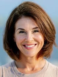 Amanda Barefield's Instagram, Twitter & Facebook