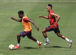 Bukayo saka salary, net worth, contract details. Bukayo Saka Wiki 2021 Girlfriend Salary Tattoo Cars Houses And Net Worth
