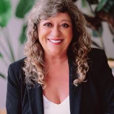 What are the best restaurants near the palace?