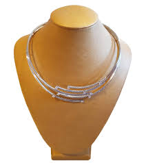 Jun 10, 2021 · c'è da dire però che non si sentiva così tanto buon jazz in un film da lola darling di spike lee, le musiche sono infatti di stefano di battista, enrico rava, lorenzo cosi e giovanni damiani. Collana Damiani San Lorenzo Corvino Gioielli