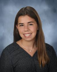 Eileen Pereira's Instagram, Twitter & Facebook