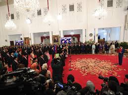 Hari ini juga, presiden jokowi dijadwalkan akan melantik jajaran menteri dan wakil menteri barunya. Suasana Pelantikan Menteri Kabinet Indonesia Maju