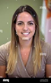 Kari Crump's Instagram, Twitter & Facebook