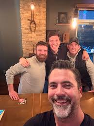 Two beautiful creamy pints before myself and the young fella set off to  Donegal 🕺🏻