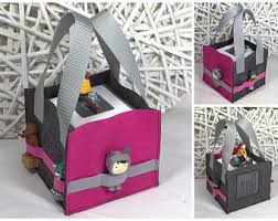 Du kannst damit aber auch z. Bag For Toniebox Toniebox Bag Tonie Box Bag Felt Carrying Bag Toniebox Tonie Bag Geschenke Zum Geburtstag Tragetasche Toniebox