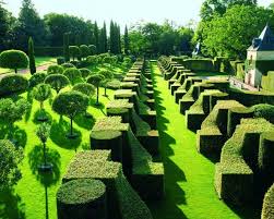 Gartengestaltung In Franzosischem Stil Die Basisregeln Garten Landschaftsdesign Formschnitt Garten