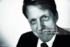 255 Bob Schiller Photos & High Res Pictures