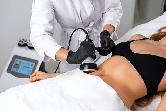 Scalp treatment consultation at Profrea