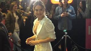 334 views 1997 x 3000: Lily James And Ansel Elgort At Australian Premiere Of Baby Driver Daily Mail Online