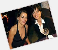Vorher hatte sie bereits unter anderem die sportschau und die tagesthemen moderiert. Anne Will Official Site For Woman Crush Wednesday Wcw