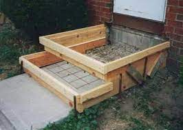 Building Concrete Steps How To Build Concrete Steps And Stairs Concrete Steps Concrete Stairs Concrete Diy