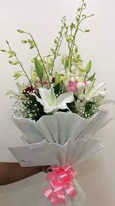 We've hunted up some of the best and most affordable flower bouquets so that you can easily and quickly send flowers to someone. Handmade Bouquet Of Mixed Flowers To A Someone Special Send This To Your Loved Ones Fo Birthday Flower Delivery Birthday Flowers Bouquet Send Flowers Online
