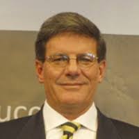 Rafael Rey, Autor en Lampadia