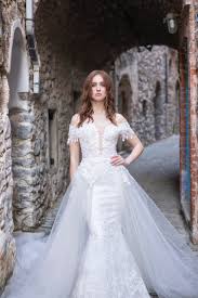 We did not find results for: Hochzeitskleid Mit Abnehmbarer Schleppe Von Emine Yildirim