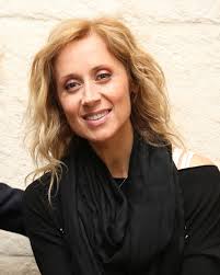 Lara Fabian, le coronavirus change ses plans : "Soyons patients et  solidaires"