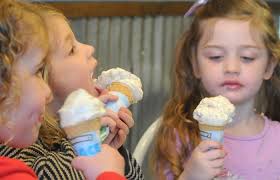 Hyannis Ben and Jerry's Free Cone Day