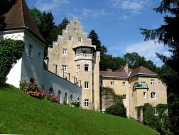 Your team of the kufstein fortress. Schloss Hohenstaffing Wikipedia