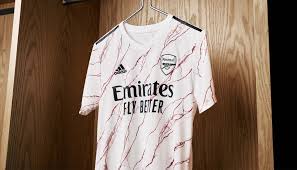 Beli jersey arsenal away online berkualitas dengan harga murah terbaru 2021 di tokopedia! Adidas Product Designer James Webb On Arsenal 20 21 Away Shirt Soccerbible
