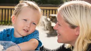 Emma (2) ble født tre måneder for tidlig