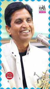 Guru Dr. Kumar Vishwas’s solulu to Gen-Z coming up with new slang is pretty  sweet!, Catch the ever-poetic Dr. Kumar Vishwas, along with poets like Manu  Vaishali, Chandan Rai, Ramesh Muskan, and Kushal ...
