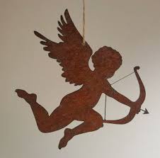 Edelrost Amor Mit Pfeil Und Bogen Zum Aufhangen Windspiel Elch Kunst Pfeil Und Bogen Dekoration