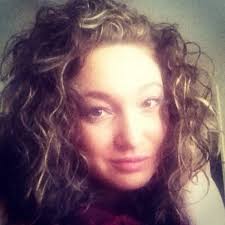 Whitney Hinkle's Instagram, Twitter & Facebook