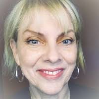 Robin Bricker's Instagram, Twitter & Facebook