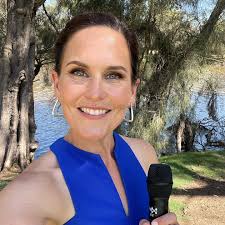 Jo Reeves (@joined_by_jo) • Instagram photos and videos