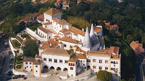 The nh madrid nacional hotel has a central spot on one of madrid's most prestigious avenues, the paseo del prado. Palacio Nacional De Sintra Www Visitportugal Com