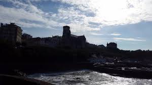 A computer station is on site and wifi is free in public spaces. Alrrededor De Zona De Playa Picture Of Le Grand Large Residence Biarritz Tripadvisor