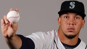 Cardinals shift focus in hunt for closer