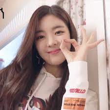 10,807 likes · 9 talking about this. Lia Pics On Twitter Gas Safety Song ìžˆì§€ Itzy ë¦¬ì•„ Lia