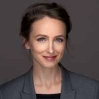 Jane Mackay's Instagram, Twitter & Facebook