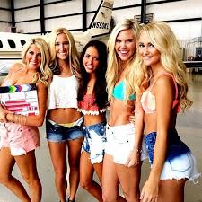 College girls is a channel 4 documentary series, first transmitted in the united kingdom from 8 september 2002. College Girls Are Party Girls 25 Pics