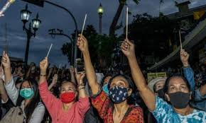 Babble dabble do has a simpler light up magic wand for you to build. Thai Protesters Use Harry Potter Symbols To Rebuke Government Soft Power Punch