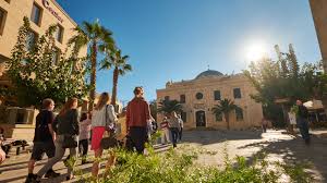 Einem sommerurlaub auf den inseln wie kreta, korfu, rhodos und co. Schnelltests Und Kinder Griechenland Erleichtert Urlaubern Die Einreise