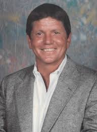 Curtis Ohm's Instagram, Twitter & Facebook