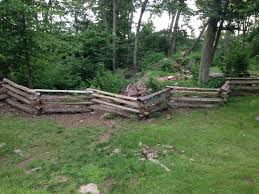 Despite the simple design of a split rail fence, there are many ways to customize it. Colonial Style Split Rail Fence 5 Steps With Pictures Instructables