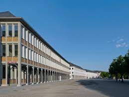 Das telefonbuch kann mit 43 adressen antworten! L Bank Karlsruhe Muller Reimann Architekten