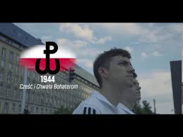 W południe przed grobem nieznanego żołnierza odbyła się uroczysta zmiana posterunku honorowego. Powstanie Warszawskie 1 Sierpnia 1944 Godzina W Youtube