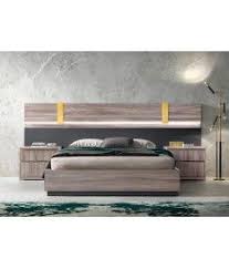 epingle sur lit adulte