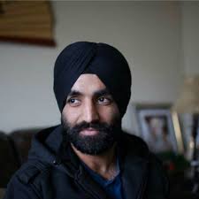 Sikh Captain Simratpal Singh Is Now Allowed to Wear Beard and Turban in the  Army