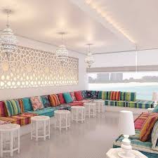 Minimalism is essentially the art of being able to comfortably, conveniently and aesthetically live with less. Traditional Minimalist Home Spaces Warm Minimalist Decor Interior Design Minimalist Bedroom Boho Ch Minimalist Home Best Living Room Design Minimalist Interior