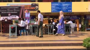 Minggu pertama di bulan mei (minggu apresiasi guru). Persembahan Selamat Hari Guru 2018 Di Smkdzm Youtube