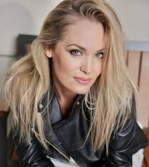 December 1982 (Short 2013)