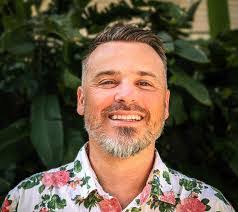 Sean Swart's Instagram, Twitter & Facebook