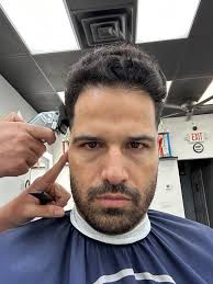 Do you think I need to find a new Barber? ￼