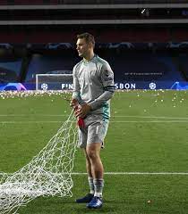 Psg got revenge on bayern munich on tuesday, eliminating the reigning champions league winners in the quarterfinals thanks to their away goals last week in germany. Manuel Neuer Is Bayern Munich S Real Champion The18