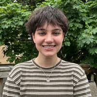 Sandra Ledrew's Instagram, Twitter & Facebook